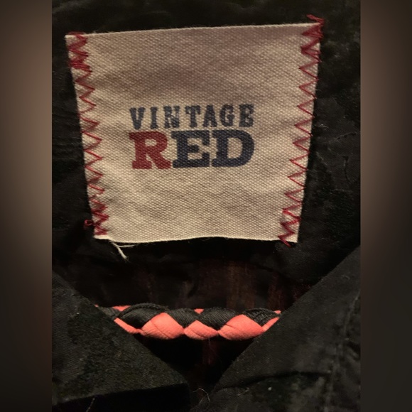 Vintage RED brand Button front Shirt - Picture 4 of 9